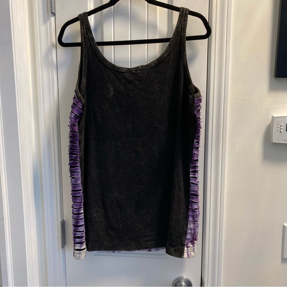 Rising International Size 3XL Black and Floral Design Tank Top NWT - Picture 8 of 9